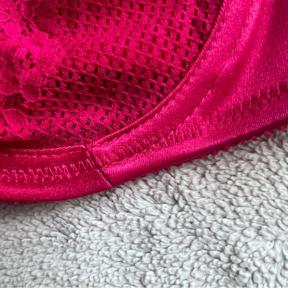 Victoria's Secret VTG 70s 80s Gold Crown Label Pink Lace Pearl Underwire Bra 34B - Picture 12 of 16